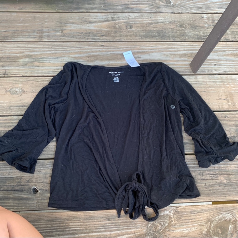 American Eagle black slub shirt